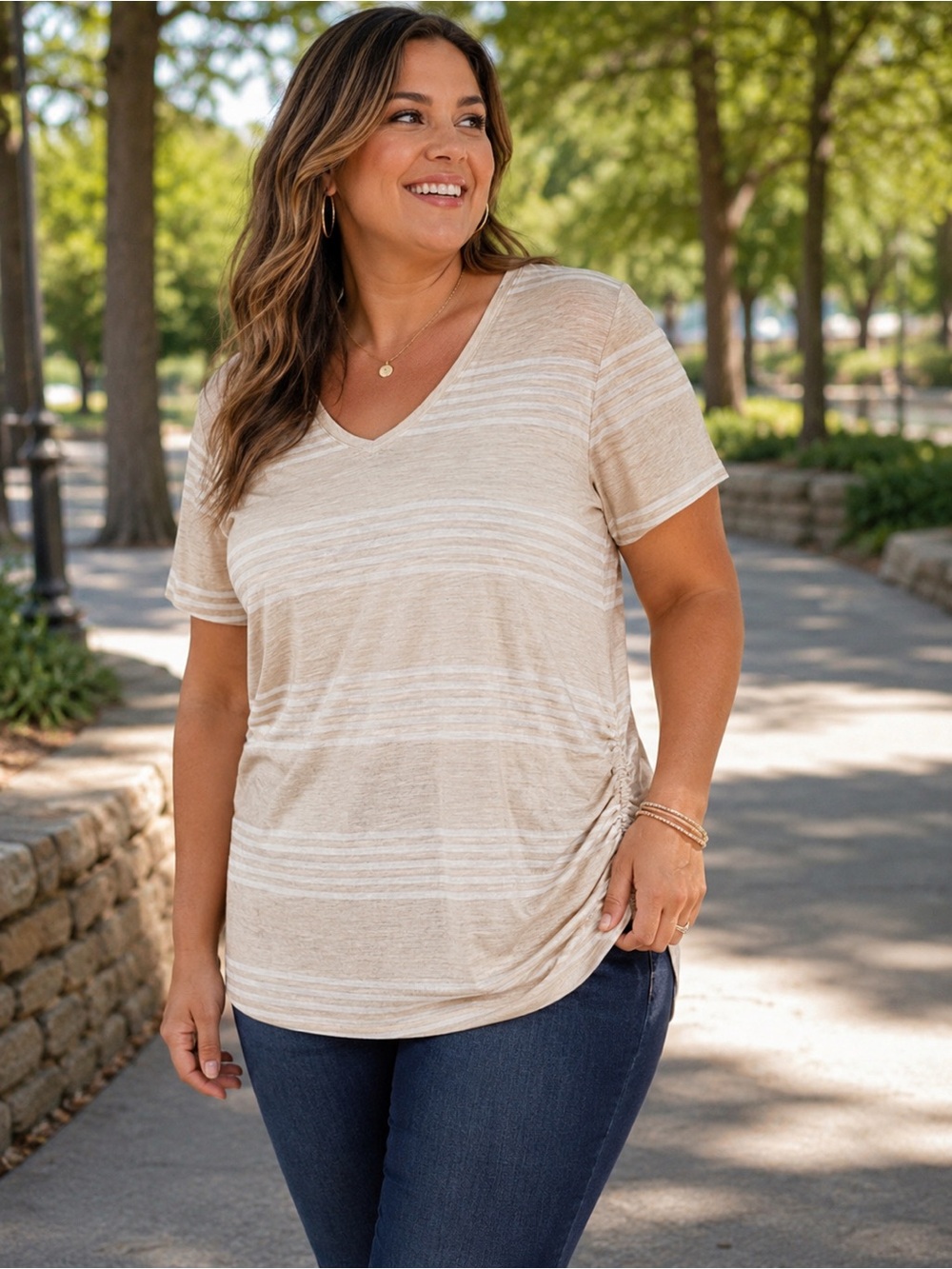 Lane Bryant Tan White V Neck Ruched Side Top Size 22/24